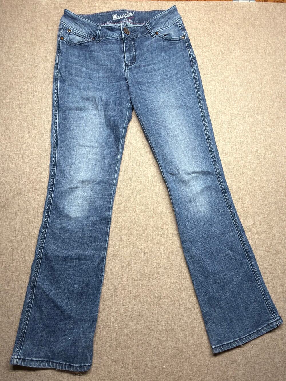 Wrangler Booty Up Bootcut Jeans Women’s 9/10 x 32 Medium Wash Western Y2K